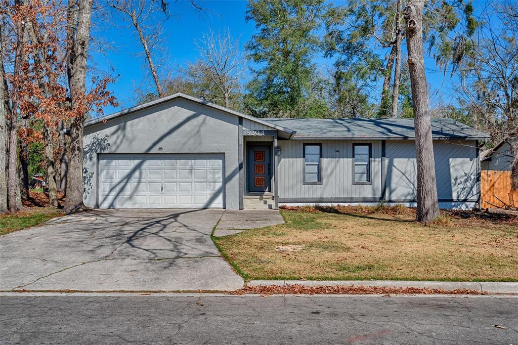 8204 Southwest 13th Road Gainesville, FL 32607 - Photo 1 of 36