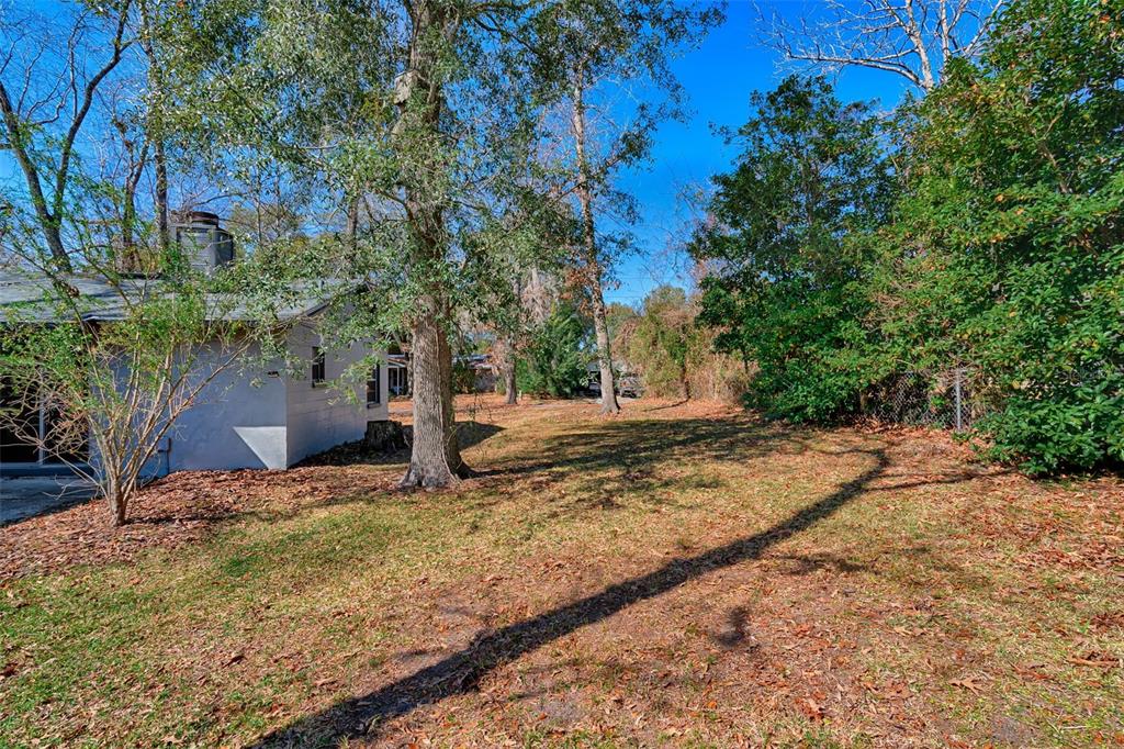 8204 Southwest 13th Road Gainesville, FL 32607 - Photo 28 of 36