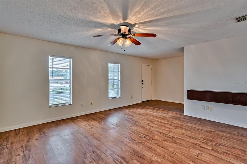 8204 Southwest 13th Road Gainesville, FL 32607 - Photo 5 of 36