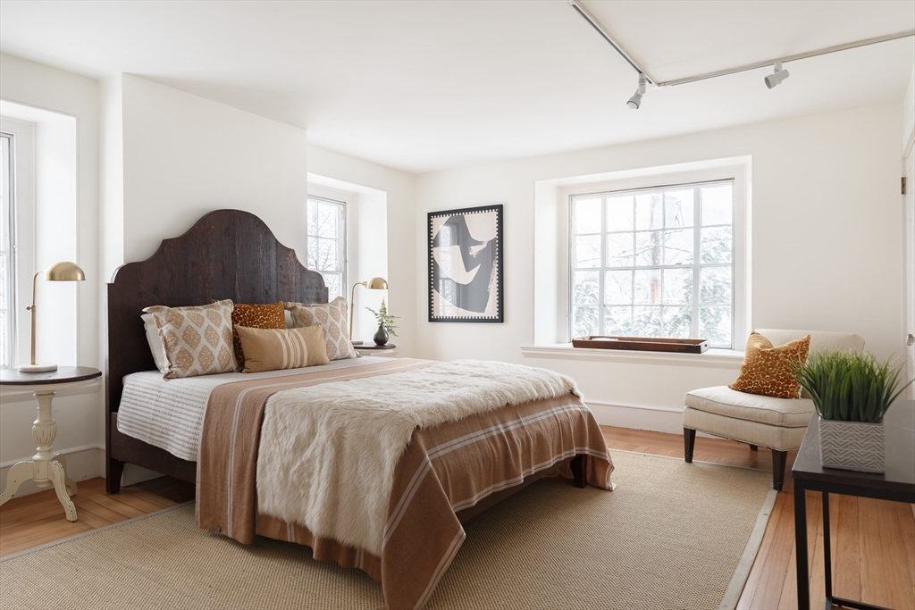 788 Washington Street Brookline, MA 02445 - Photo 18 of 26