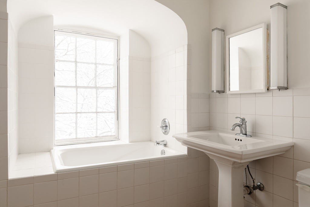 788 Washington Street Brookline, MA 02445 - Photo 19 of 26