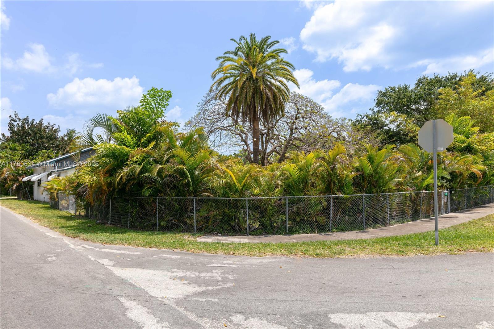 128 Southwest 5th Street Hallandale Beach, FL 33009 - Photo 3 of 17 a view of swimming pool