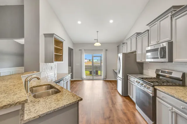 $2,500 | 268 Witch Hazel Street, Summerville, SC 29486