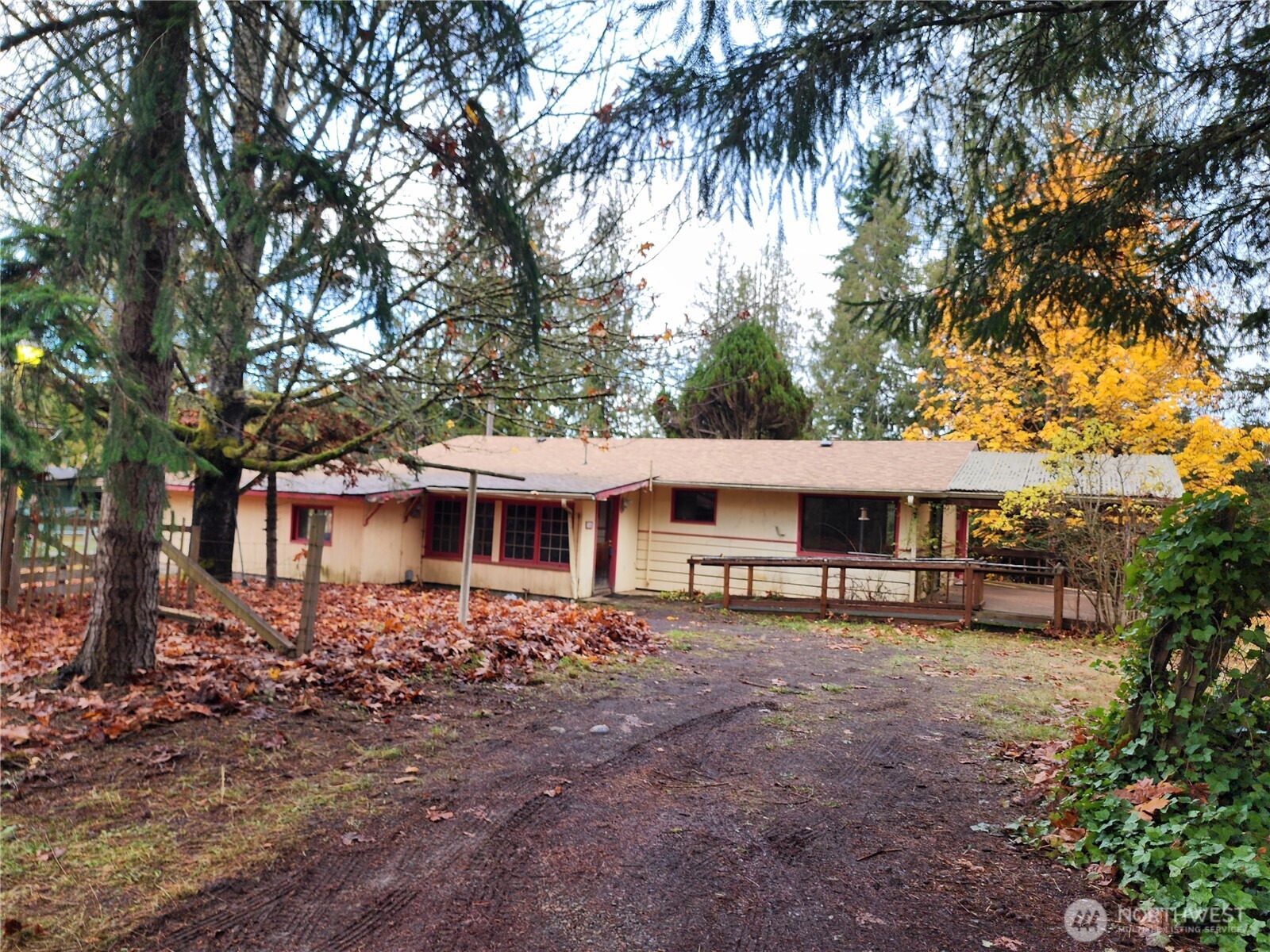 1844 Monroe Road Port Angeles, WA 98362 - Photo 5 of 29 Gallery Image 5