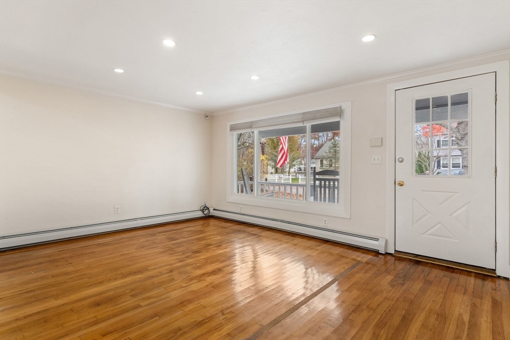 44 Dawes Road Brockton, MA 02301 - Photo 5 of 34