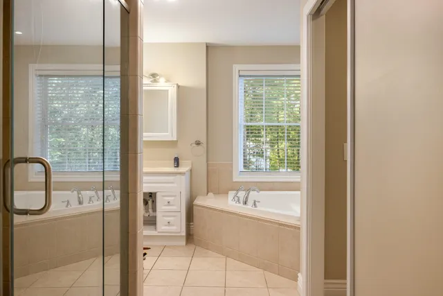 $4,500 | 7 Dutton Road, Pelham, NH 03076