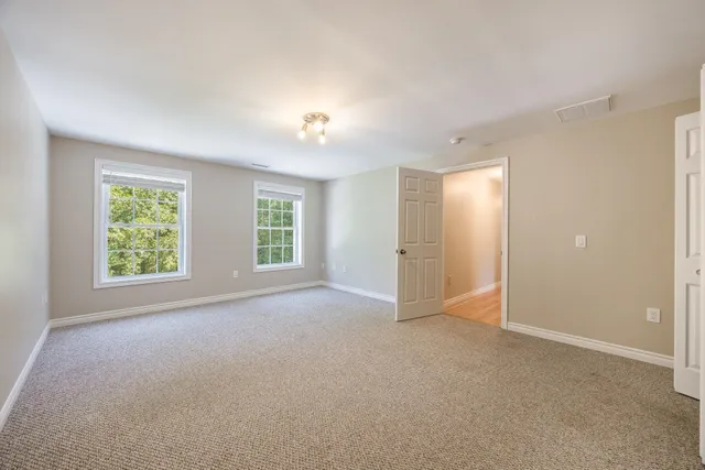 $4,500 | 7 Dutton Road, Pelham, NH 03076