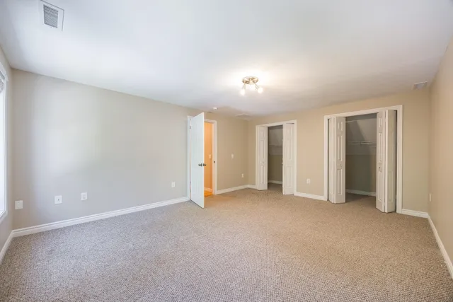 $4,500 | 7 Dutton Road, Pelham, NH 03076