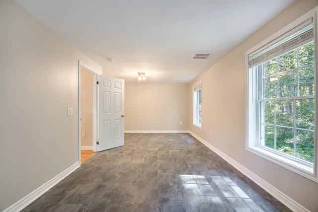 $4,500 | 7 Dutton Road, Pelham, NH 03076