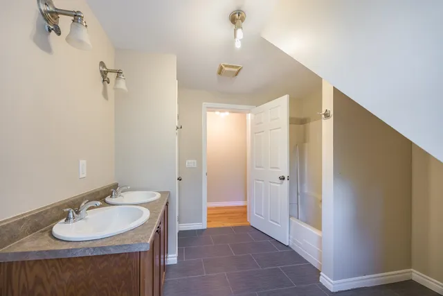 $4,500 | 7 Dutton Road, Pelham, NH 03076