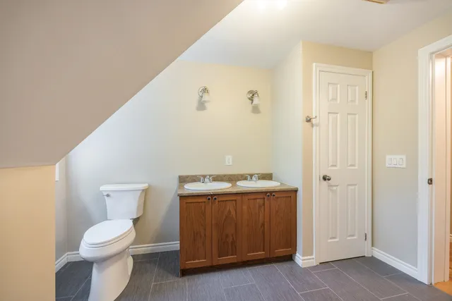 $4,500 | 7 Dutton Road, Pelham, NH 03076