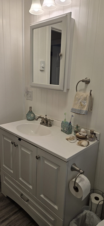 4 Walker Road, Unit 2 North Andover, MA 01845 - Photo 6 of 16 Gallery Image 6
