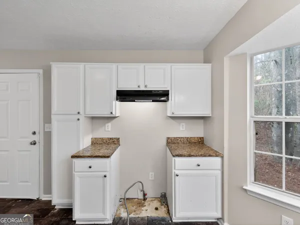 $254,900 | 5814 Shadow Creek Drive, Lithonia, GA 30058