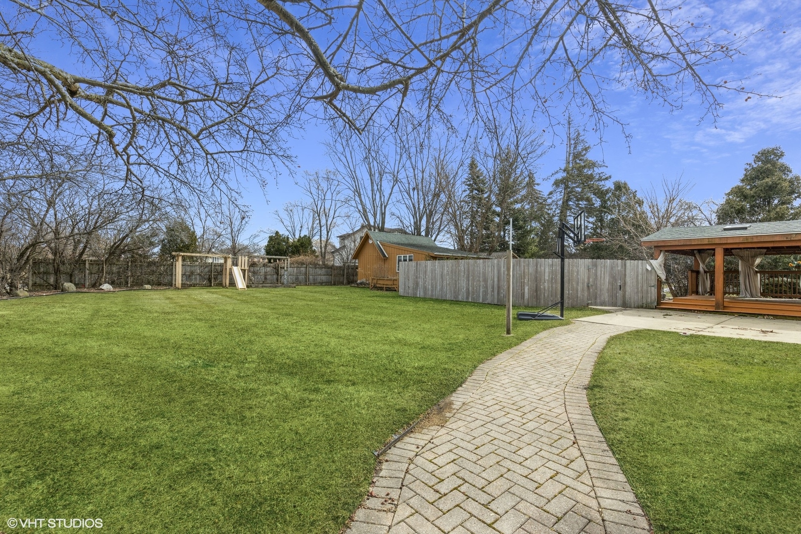 329 Killdeer Road Bloomingdale, IL 60108 - Photo 28 of 31 a view of a house with a backyard