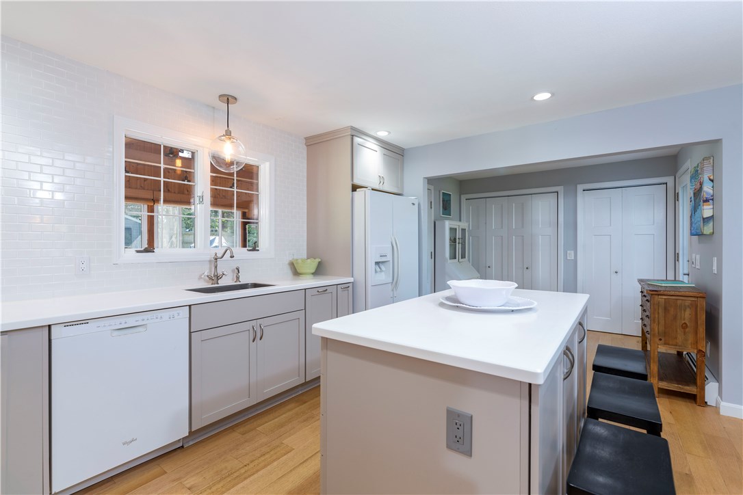 20 Plateau Road Westerly, RI 02891 - Photo 8 of 29