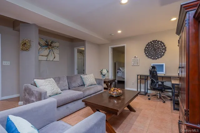 $1,289,900 | 16 Lady Godiva Way, New City, NY 10956