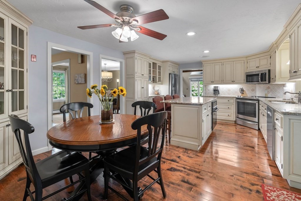 8 Daniels Road Mendon, MA 01756 - Photo 9 of 31 Gallery Image 9