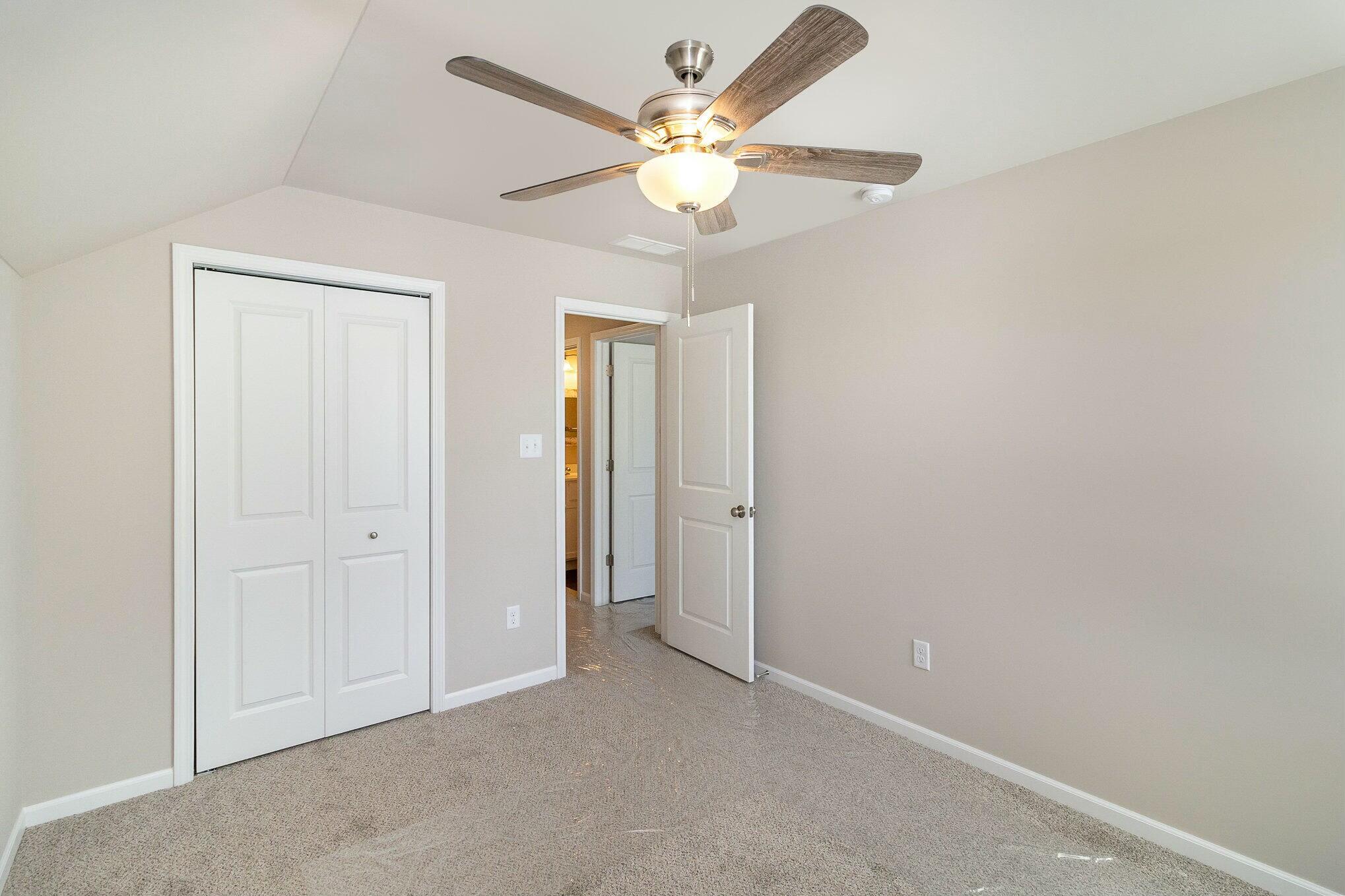 417 Belvoir Road Kingsford Heights, IN 46346 - Photo 20 of 34 2038x1358