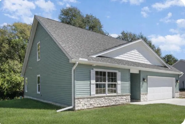 $297,000 | 417 Belvoir Road, Kingsford Heights, IN 46346