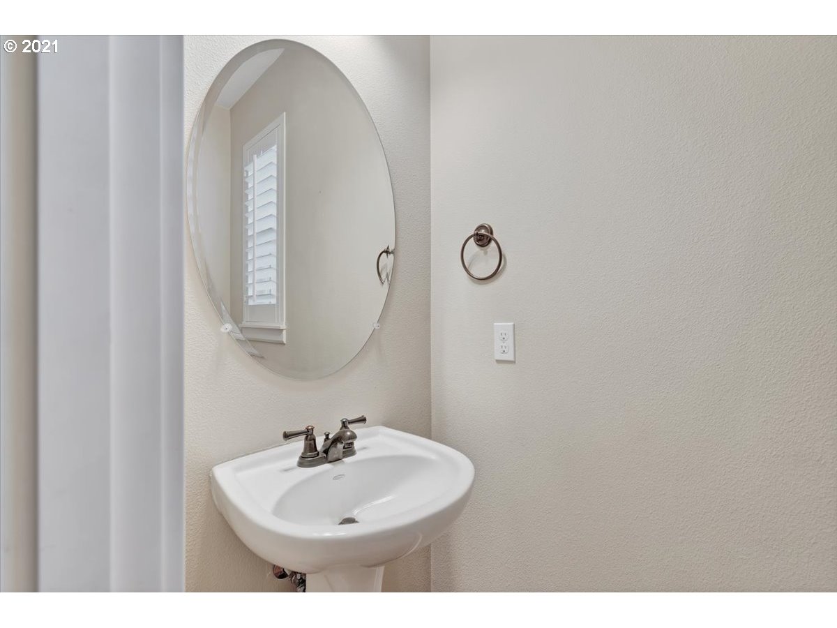 14001 South Caufield Road Oregon City, OR 97045 - Photo 14 of 25 Gallery Image 14