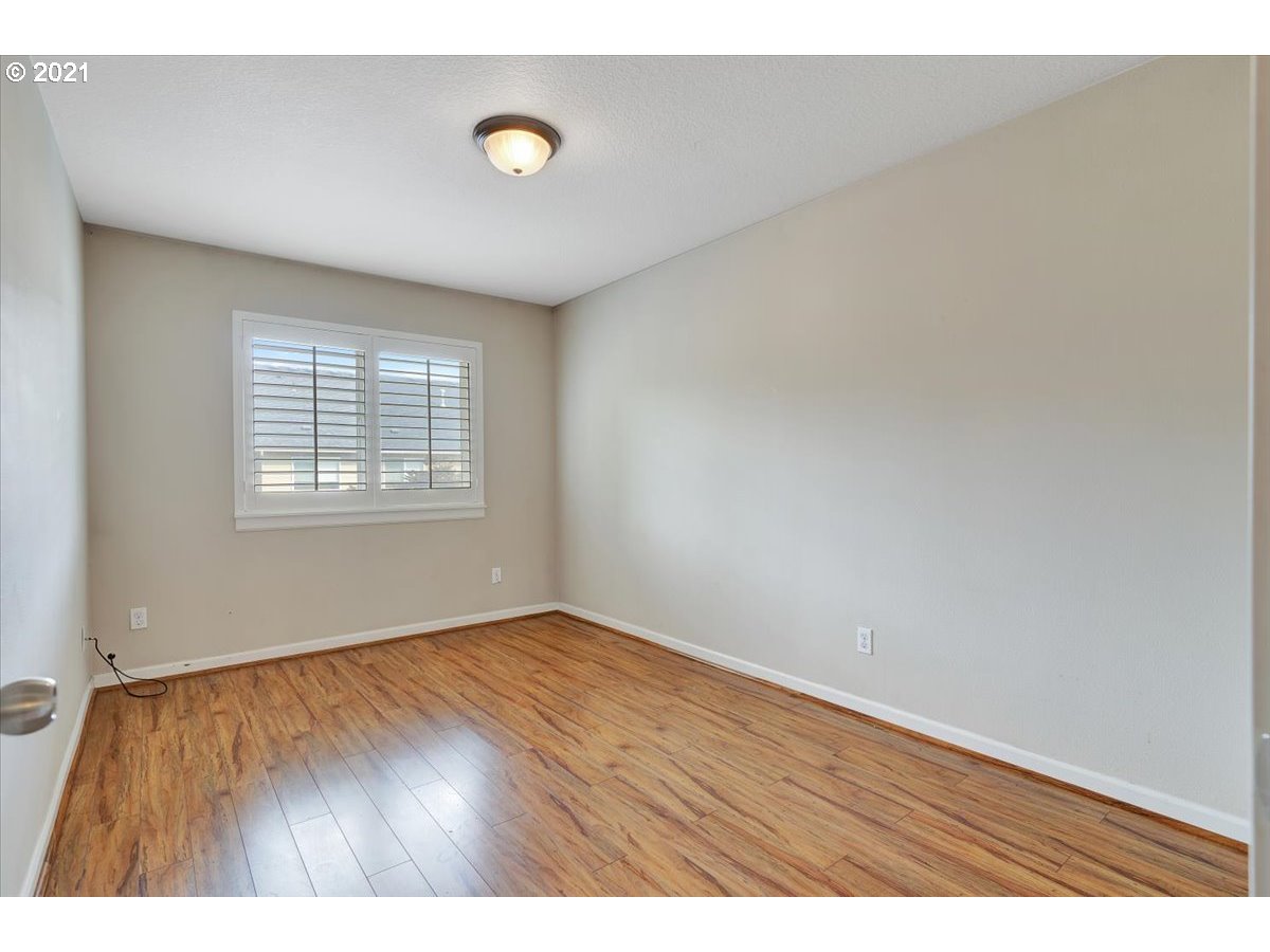 14001 South Caufield Road Oregon City, OR 97045 - Photo 22 of 25 Gallery Image 22