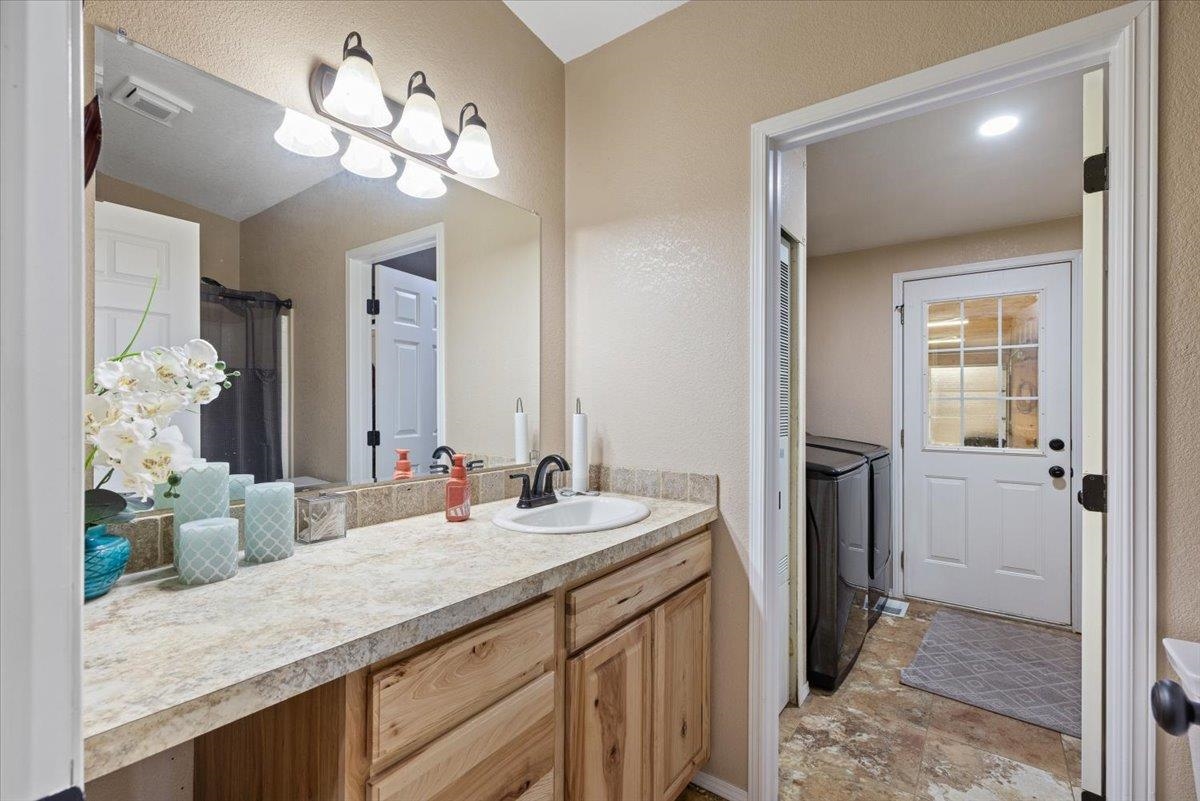 41710 North Perry Road Elk, WA 99009 - Photo 21 of 44 Gallery Image 21