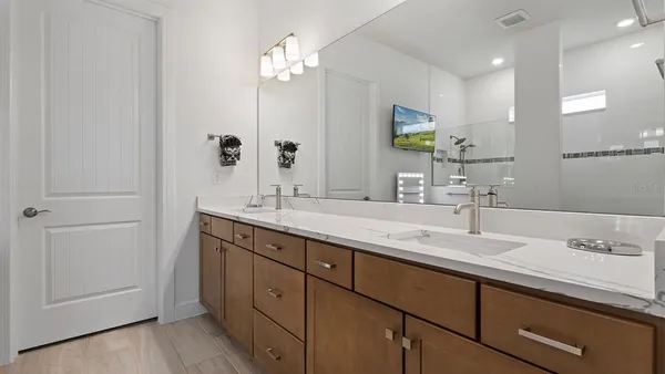 $1,890,000 | 13726 Tybee Beach Lane, Orlando, FL 32827