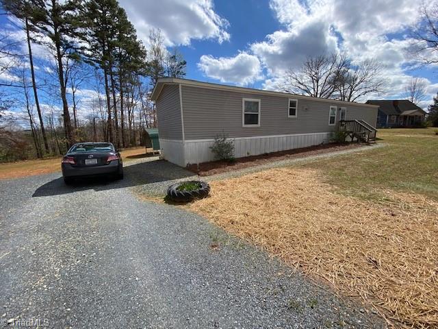 2387 Poole Town Road Asheboro, NC 27205 - Photo 4 of 14 Gallery Image 4