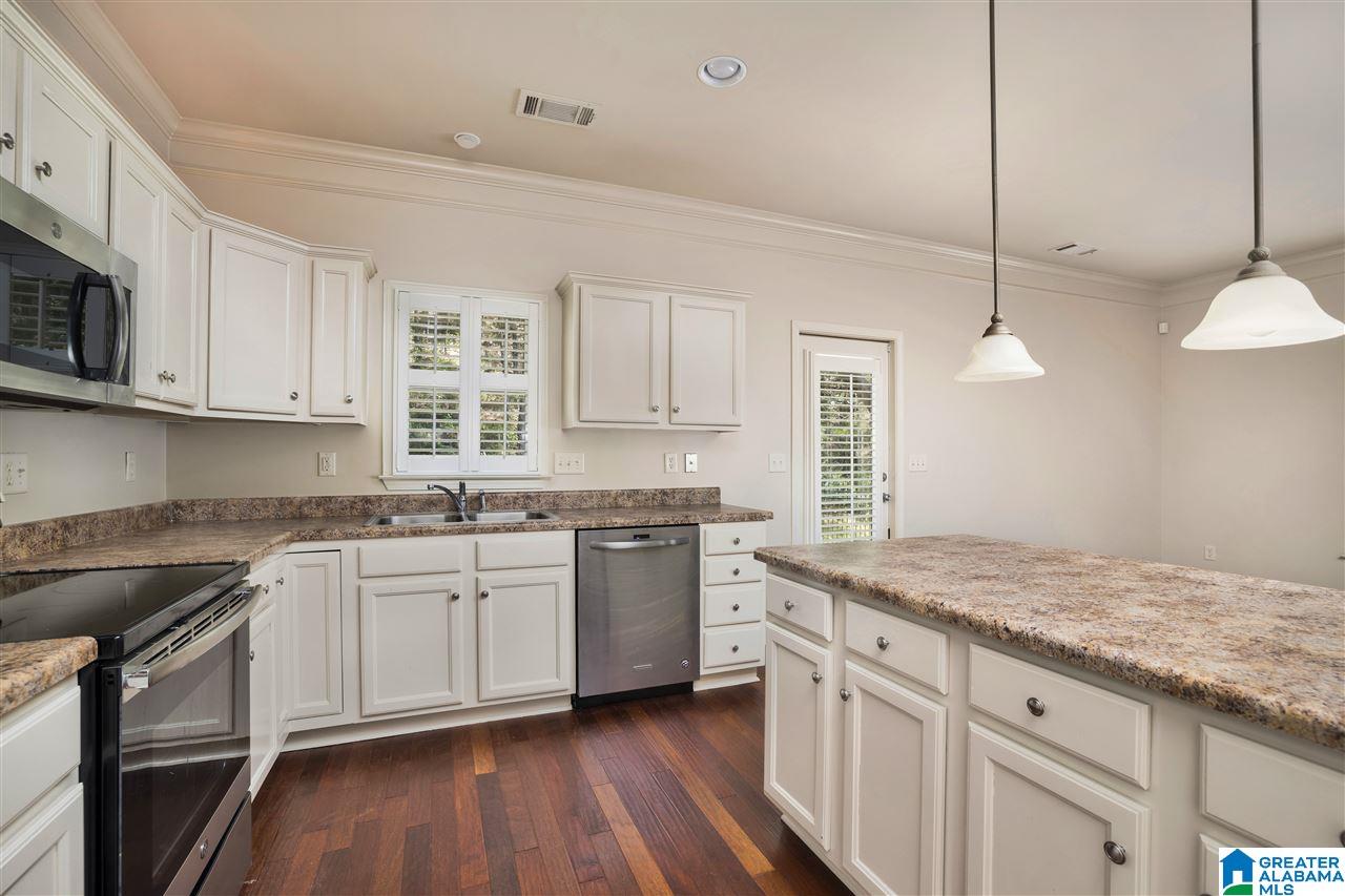1017 Inverness Cove Way Birmingham, AL 35242 - Photo 13 of 31