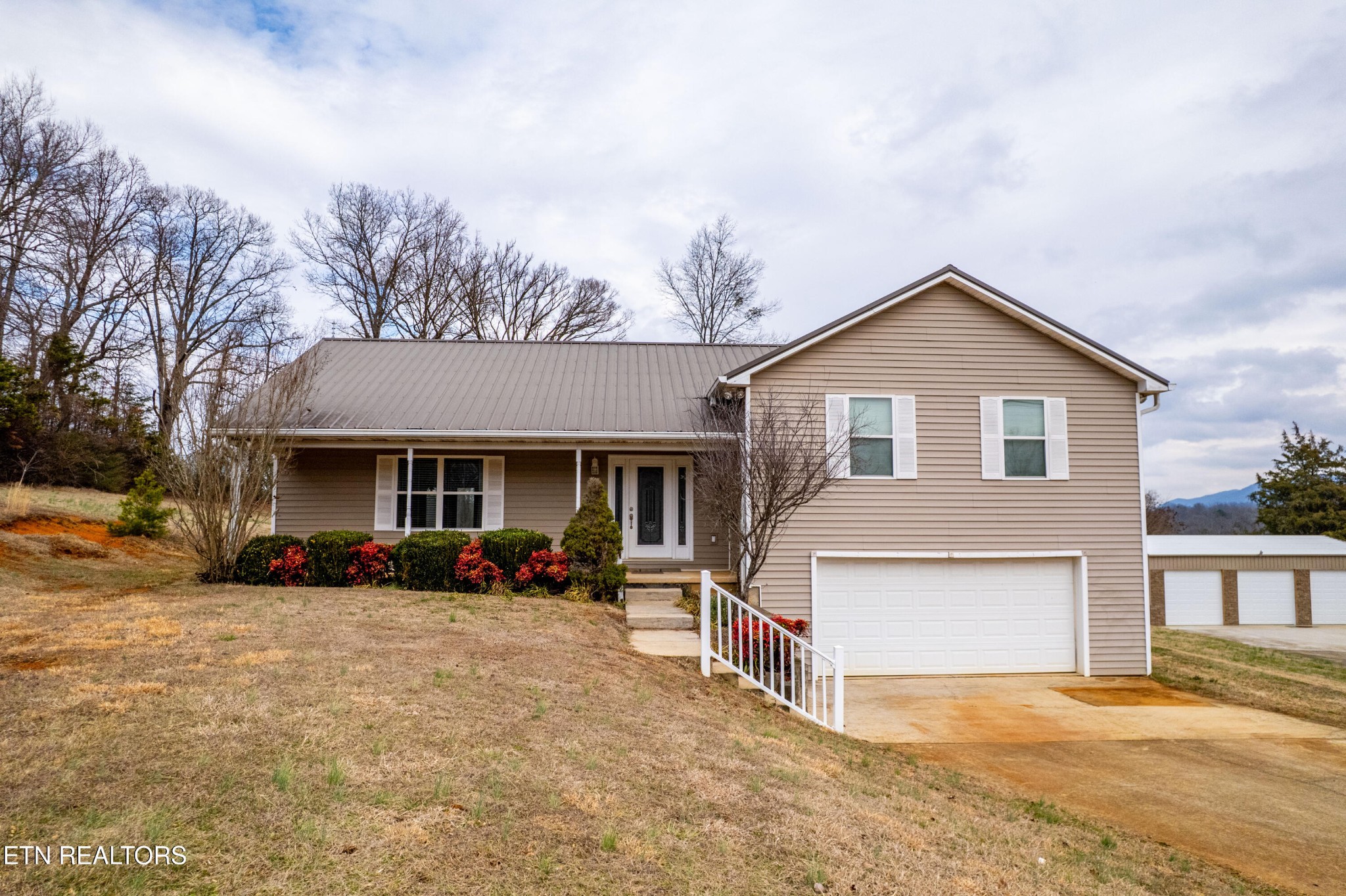 3018 Peach Orchard Road Maryville, TN 37803 - Photo 1 of 60