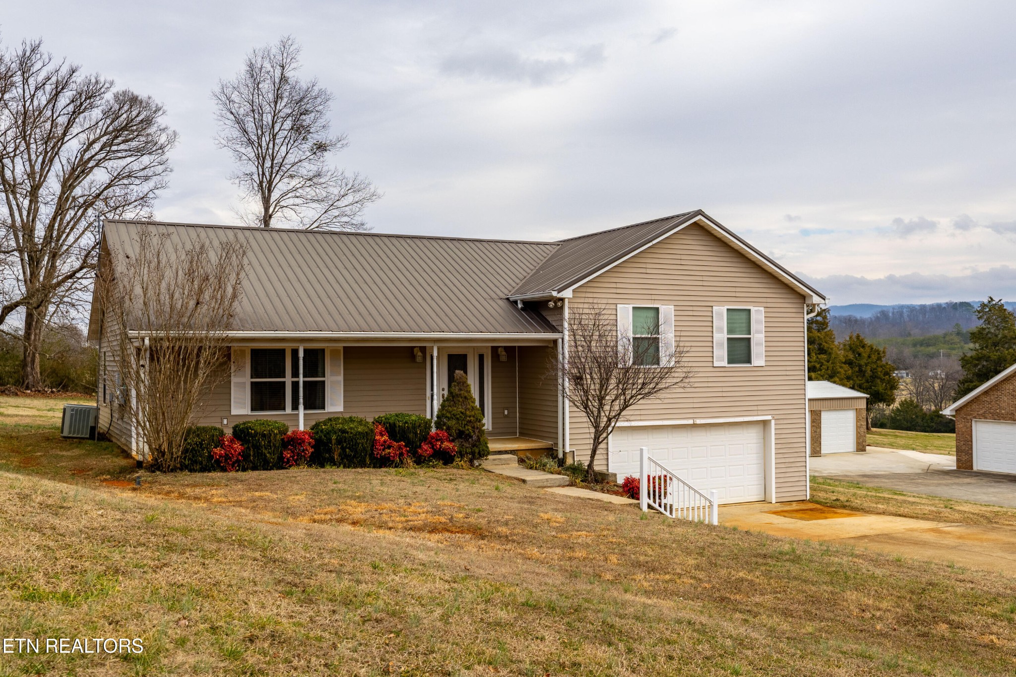 3018 Peach Orchard Road Maryville, TN 37803 - Photo 37 of 60