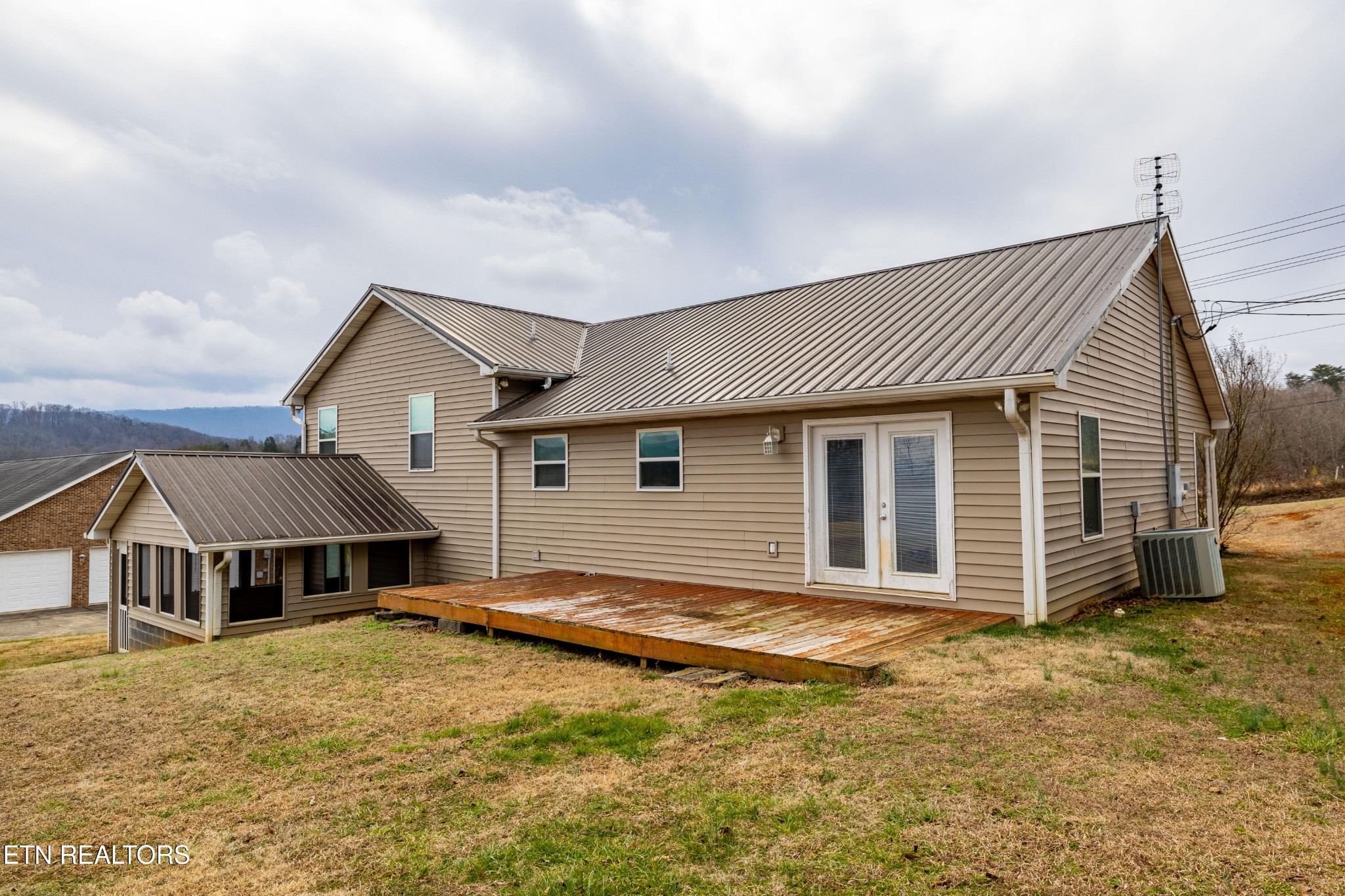 3018 Peach Orchard Road Maryville, TN 37803 - Photo 7 of 60
