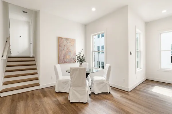 $618,000 | 1142 West 16th Street, Houston, TX 77008