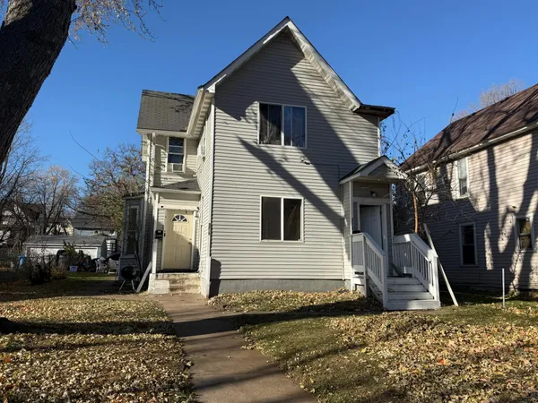 $300,000 | 3213 North 4th Street, Minneapolis, MN 55412