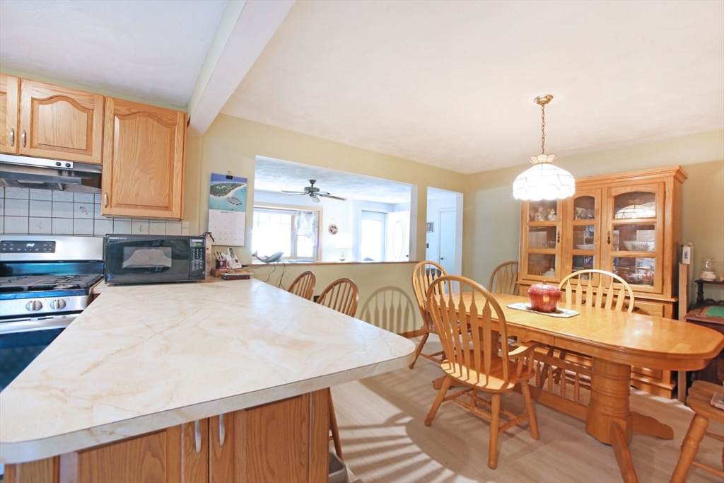 29 Russet Road Billerica, MA 01821 - Photo 14 of 30 Gallery Image 14