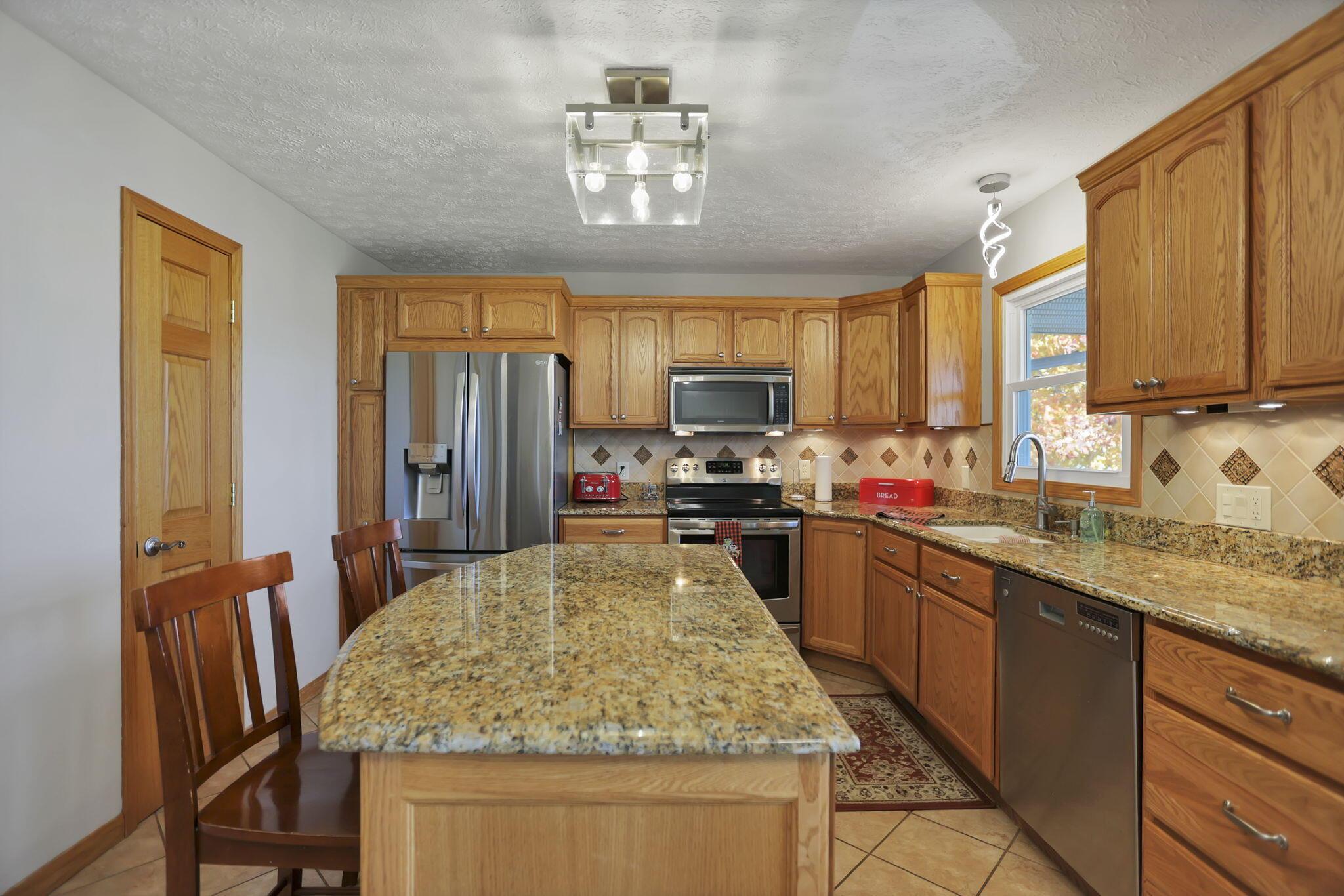 8624 Stewart Road Northeast Newark, OH 43055 - Photo 23 of 105 34-web-or-mls-BS5A9860
