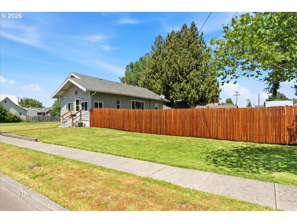 321 West Virginia Street Stayton, OR 97383 - Photo 6 of 33