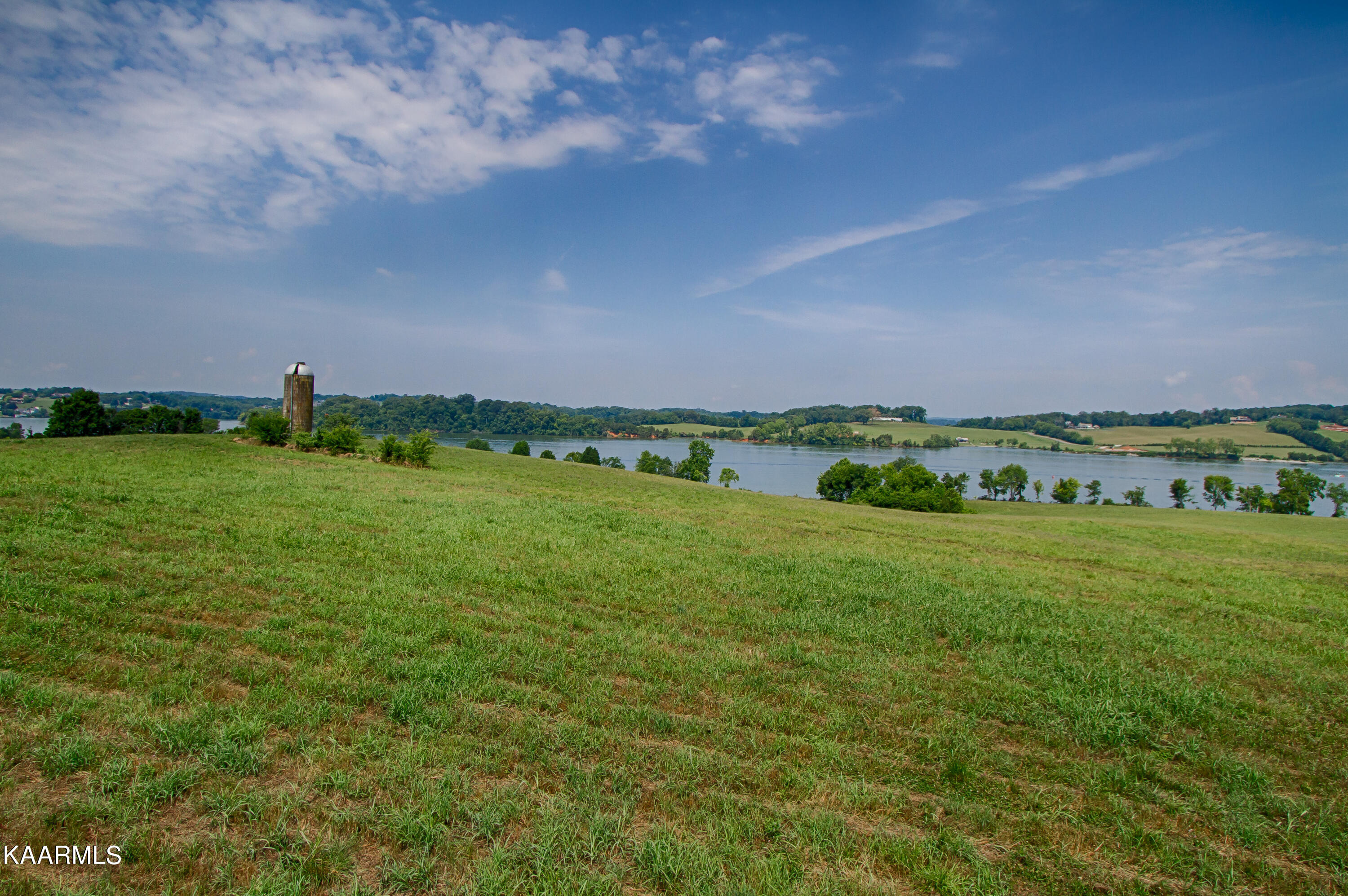Lot 9 Lowes Ferry Road Louisville, TN 37777 - Photo 4 of 4 Lakefront Easement