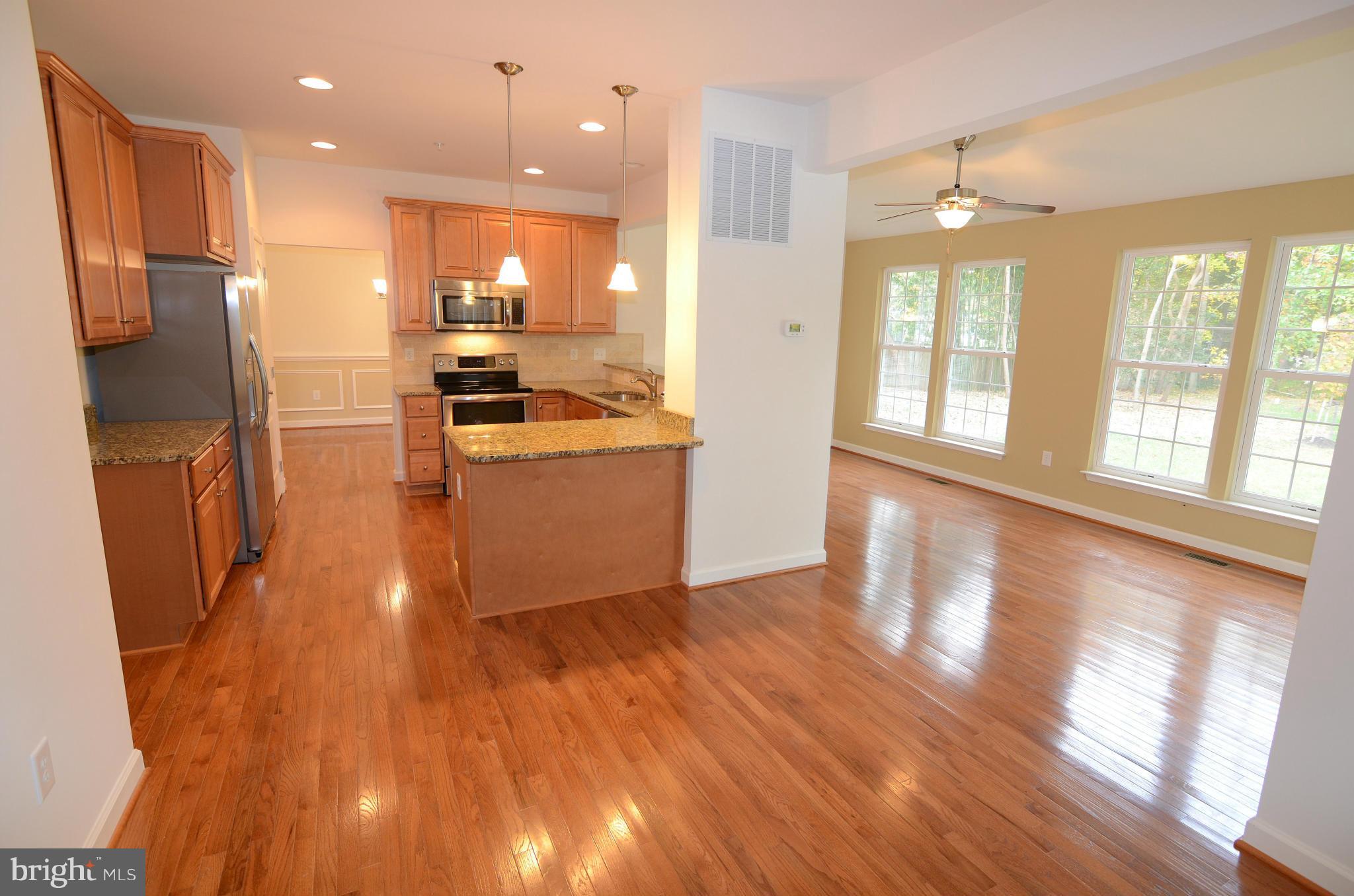 4604 Mountain Road Pasadena, MD 21122 - Photo 11 of 30 Kitchen