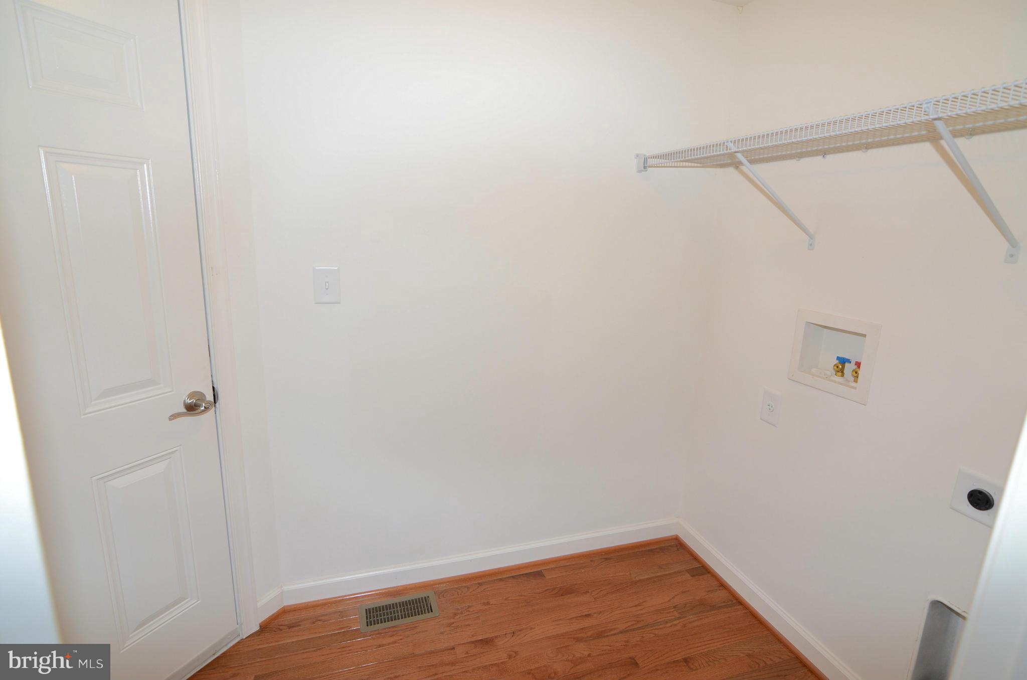 4604 Mountain Road Pasadena, MD 21122 - Photo 17 of 30 Interior (General)