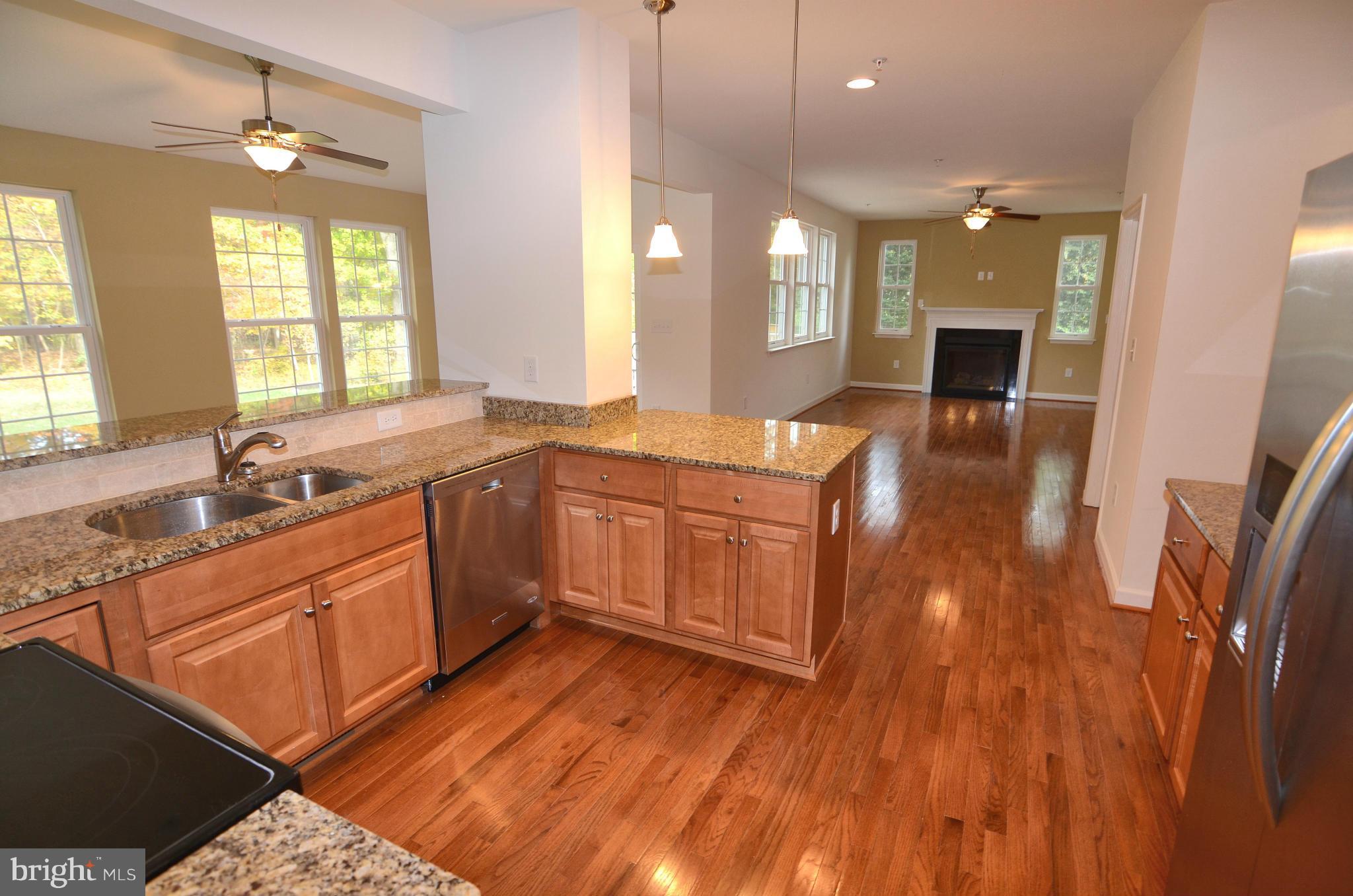 4604 Mountain Road Pasadena, MD 21122 - Photo 7 of 30 Kitchen