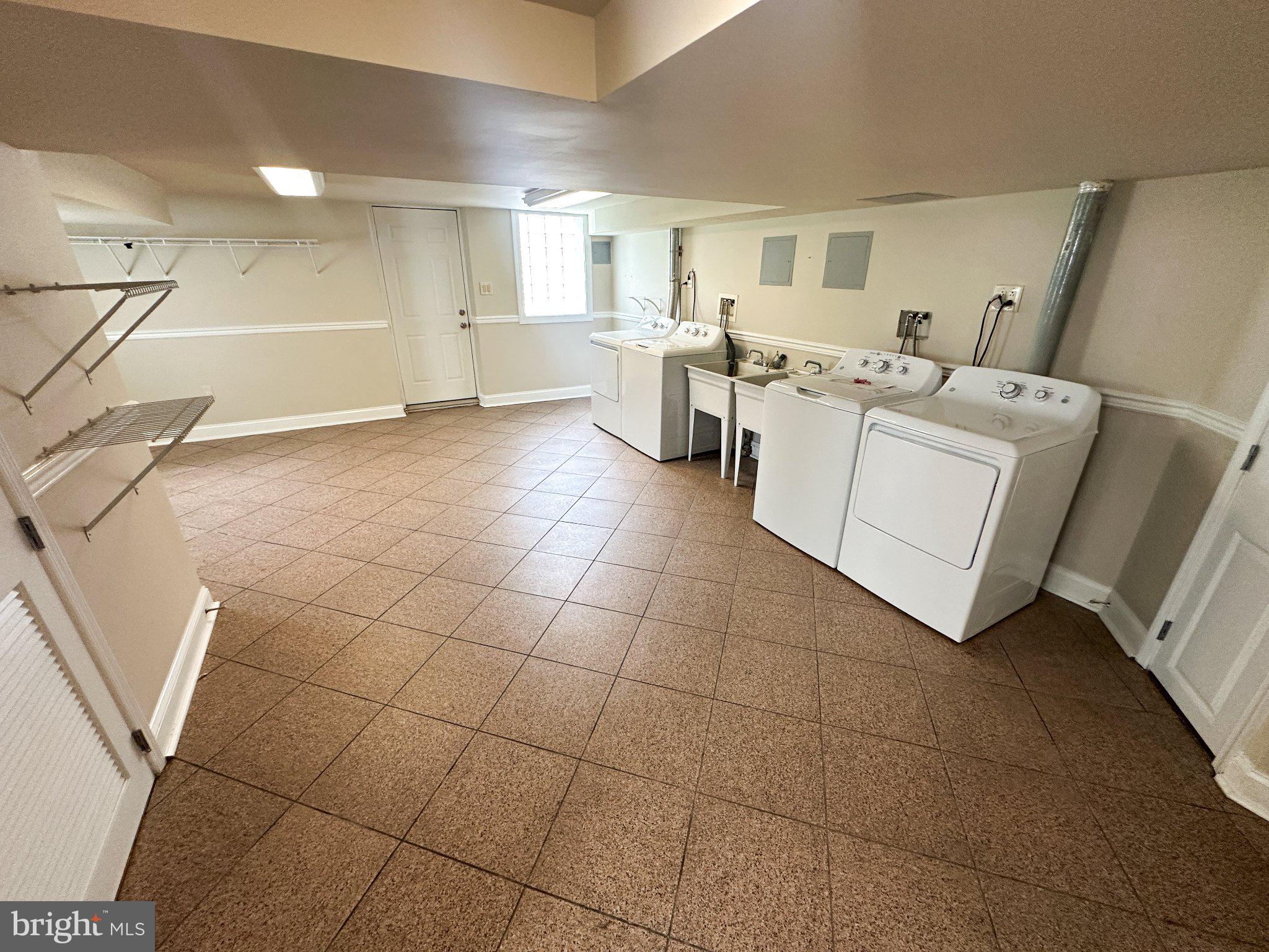 3950 Constance Road, Unit 2 Philadelphia, PA 19114 - Photo 17 of 24 Gallery Image 17