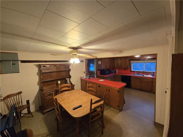 $350,000 | 278 Central Pike, Scituate, RI 02857