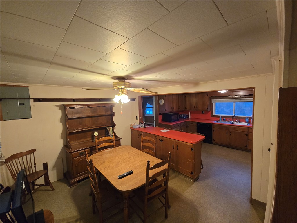 278 Central Pike Scituate, RI 02857 - Photo 4 of 25
