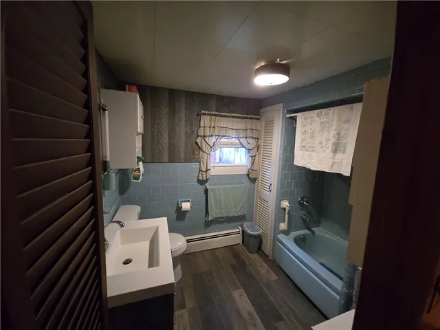 $350,000 | 278 Central Pike, Scituate, RI 02857