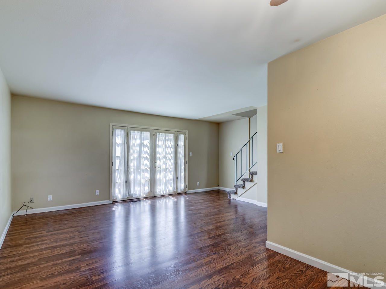 107 Smithridge Reno, NV 89502 - Photo 8 of 24 Photo 8