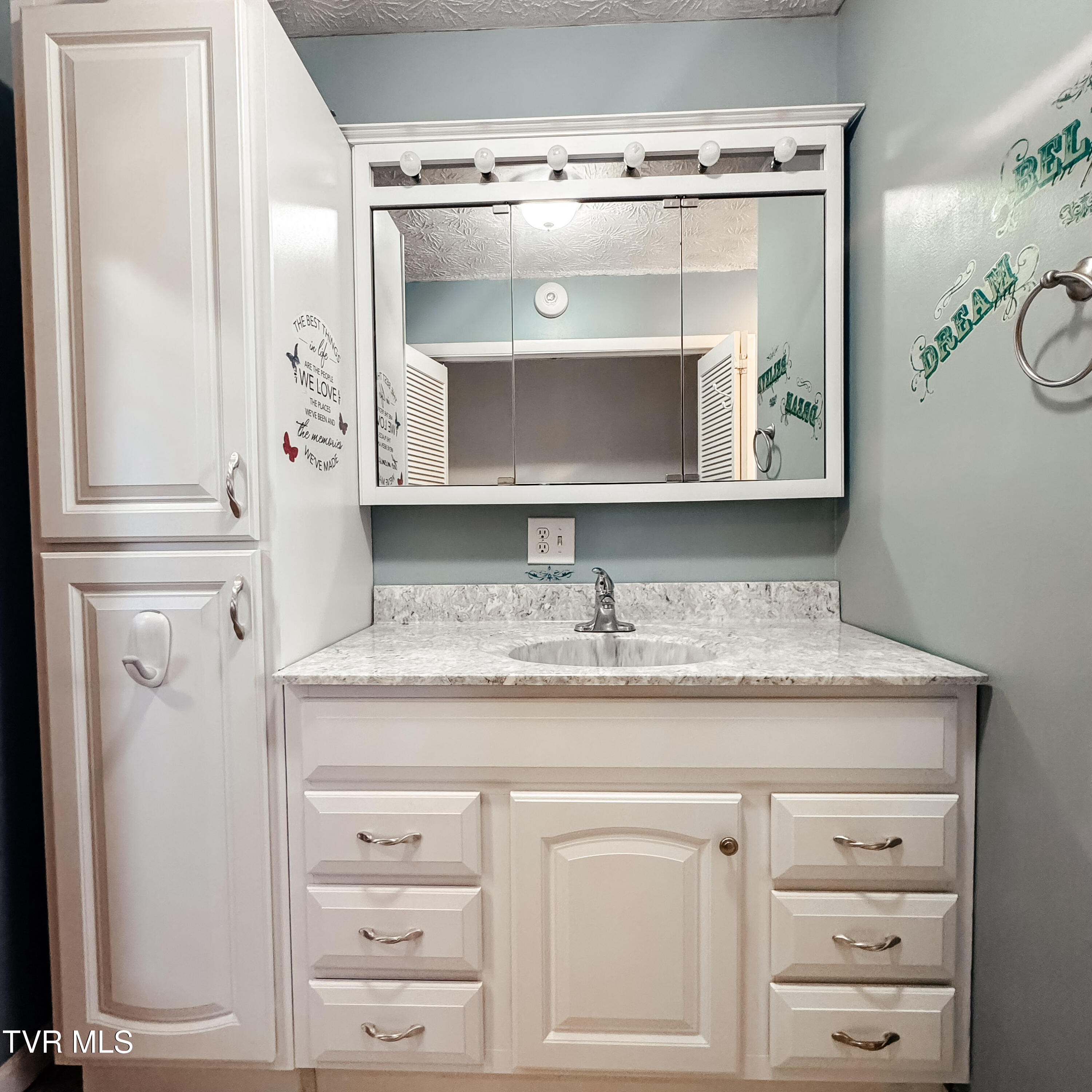 172 Eastern Star Road Kingsport, TN 37663 - Photo 18 of 28 8-IMG_7340