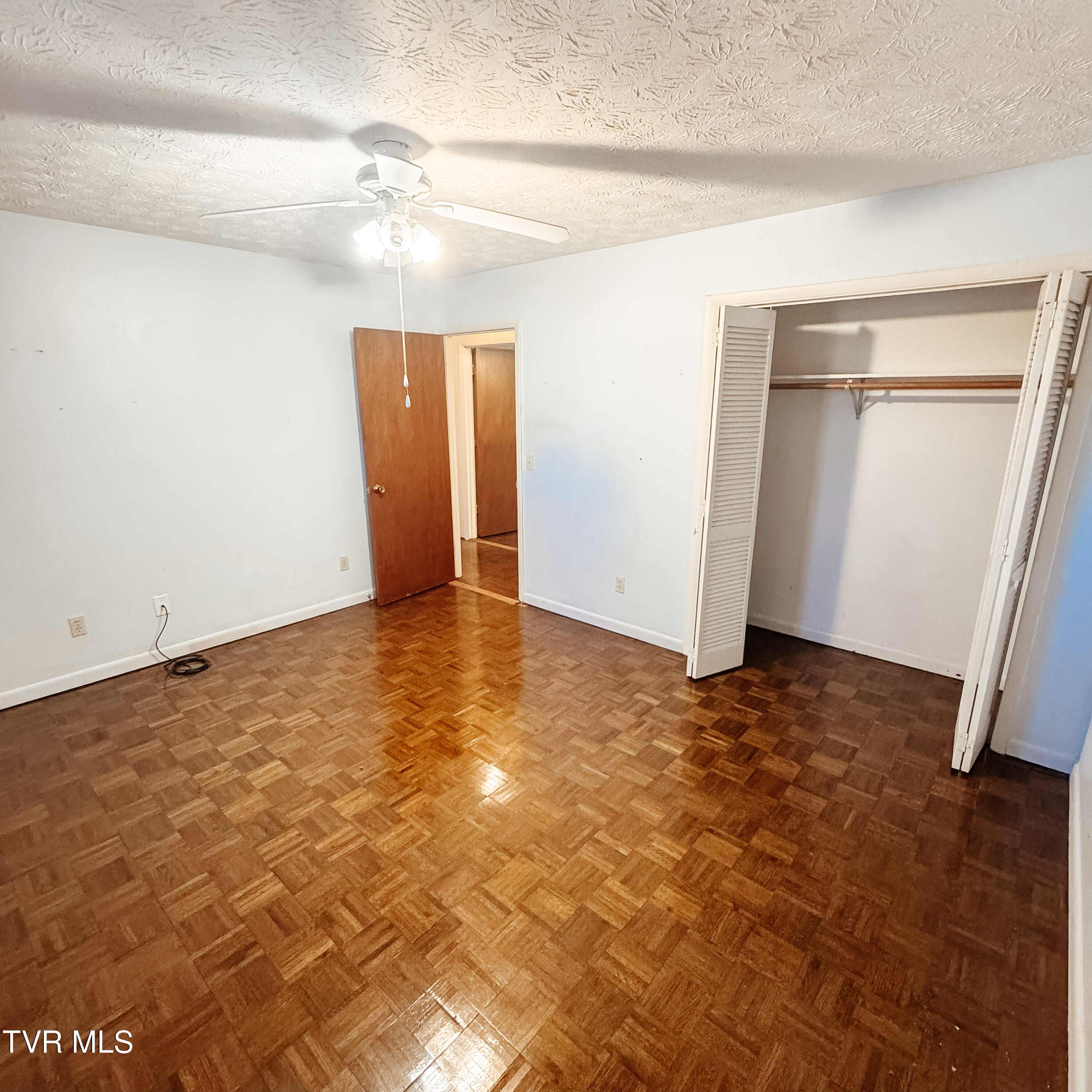 172 Eastern Star Road Kingsport, TN 37663 - Photo 27 of 28 29-IMG_7329