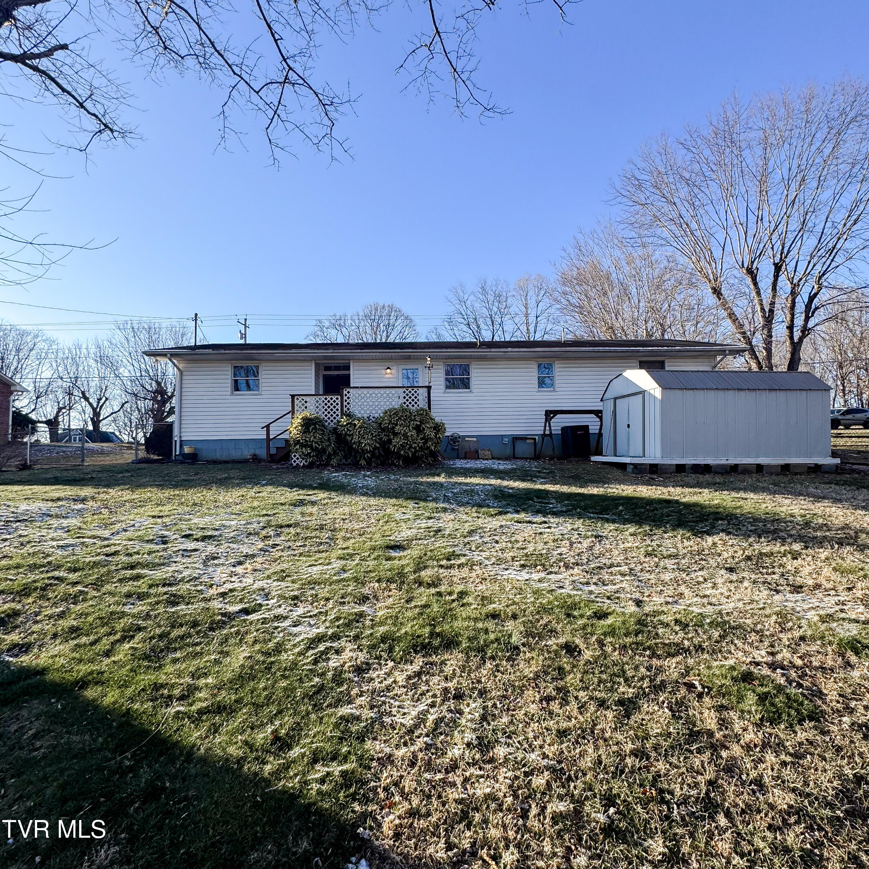 172 Eastern Star Road Kingsport, TN 37663 - Photo 8 of 28 38-IMG_7349