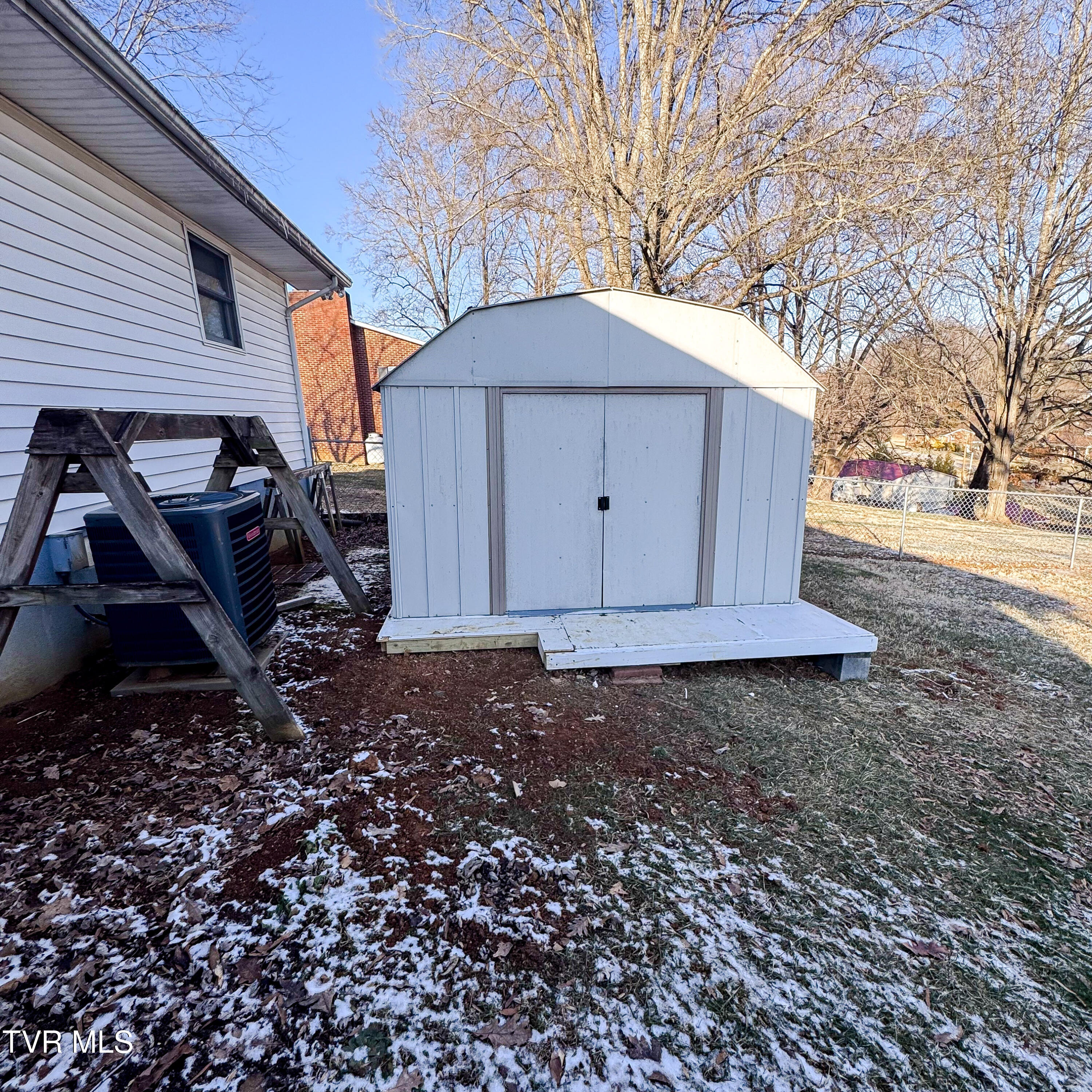 172 Eastern Star Road Kingsport, TN 37663 - Photo 10 of 28 10-IMG_7352